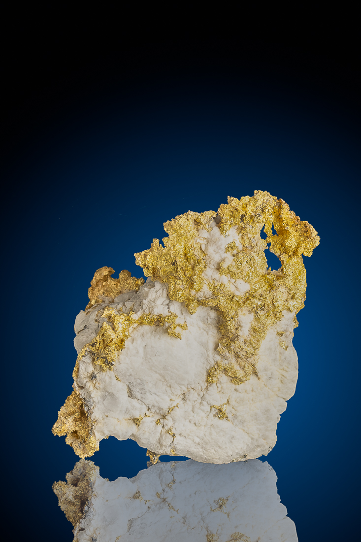 (image for) Brilliant Yellow Gold on White Quartz - 16 to 1 Gold Mine, CA